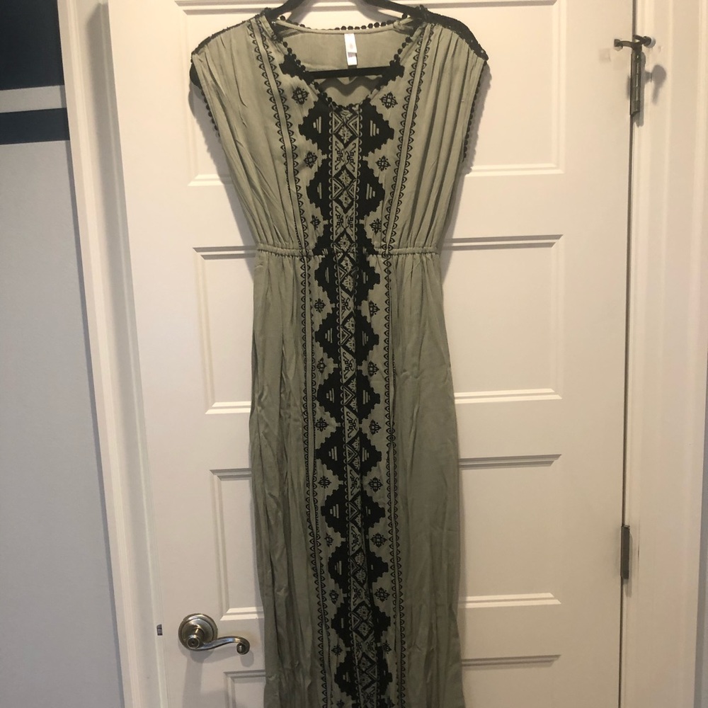 Green aztec print maxi dress